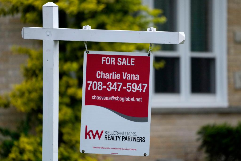 Home sales rise more than expected, ending 4-month slide: 'We'll definitely see more choices'